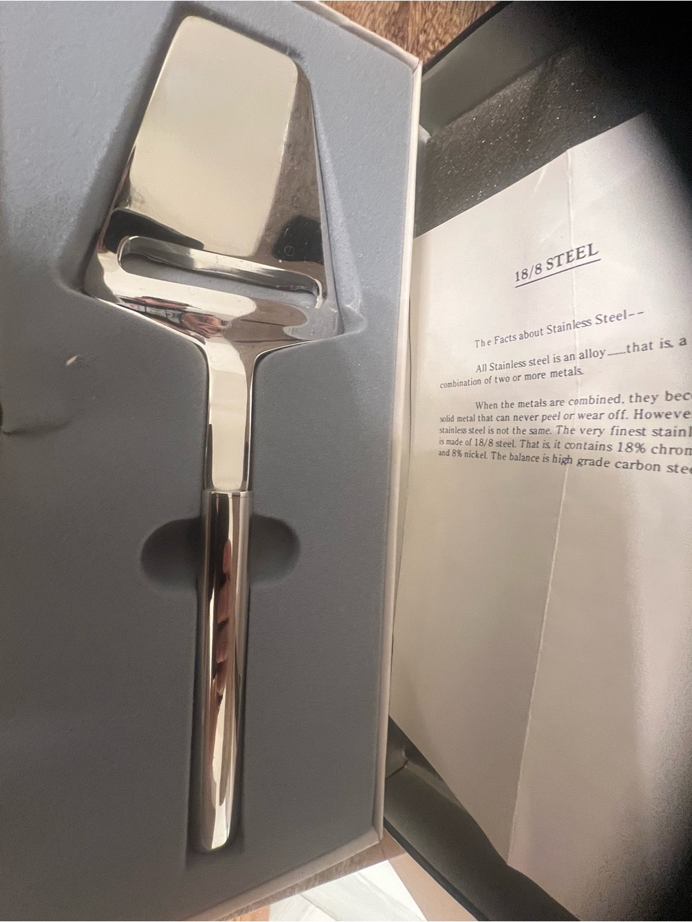 18/8 stainless steel cheese slicer